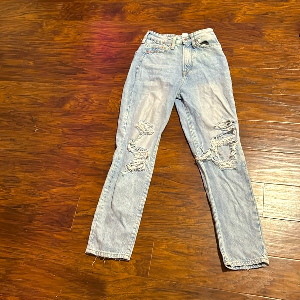 H+M mom jeans
